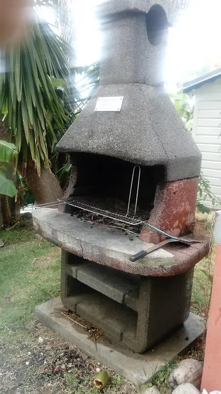 Kapslový hotel Les Gites Hoprins Le Moule Guadeloupe