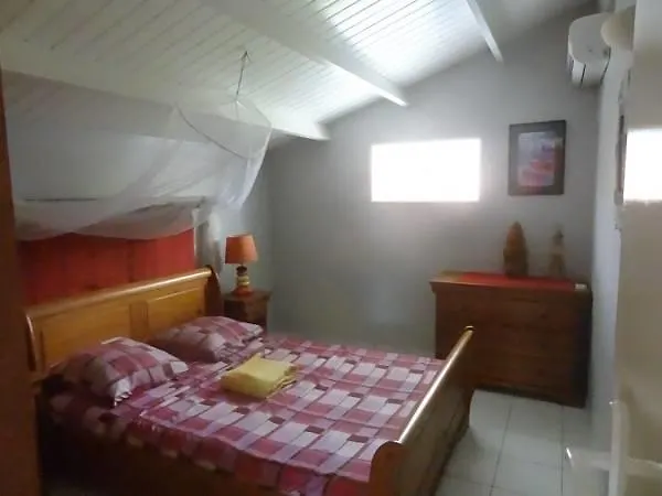 Les Gites Hoprins Le Moule Capsule hotel